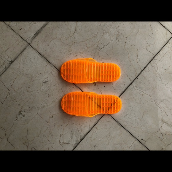 UNISEX Jelly slippers/sandals! - Picture 2 of 3